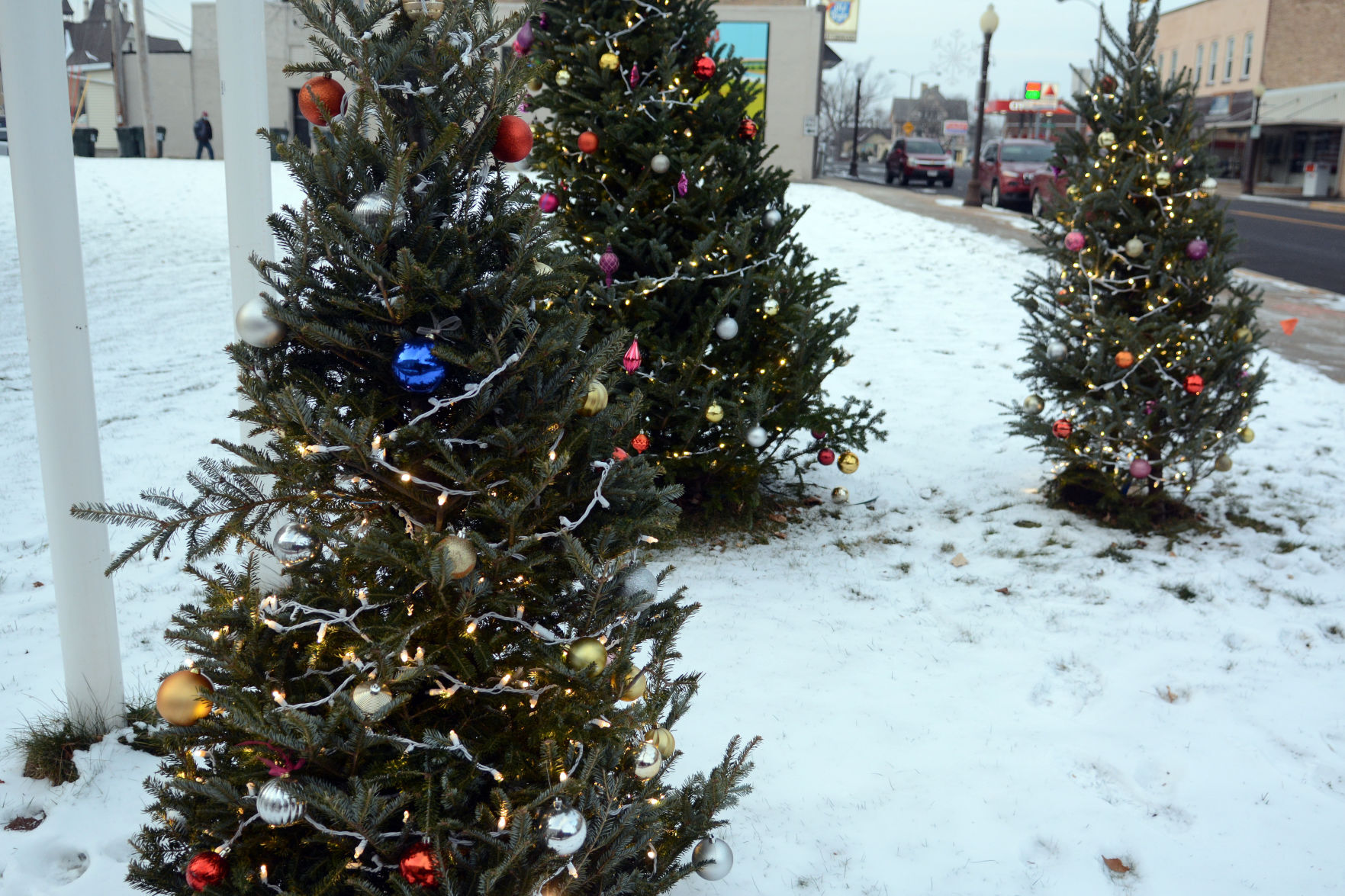 Portage shop windows, Dec. 18, 2020